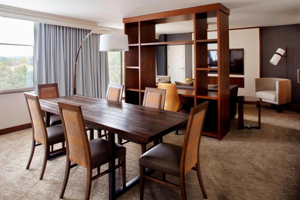 Raleigh Marriott Crabtree Valley Image 15