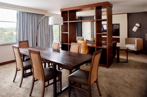 Raleigh Marriott Crabtree Valley image 15