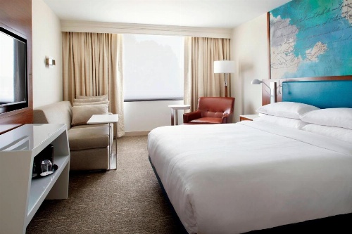 Raleigh Marriott Crabtree Valley image 23